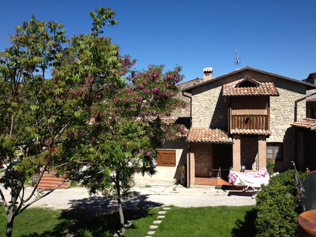 Il Fienile Villa Barete Ngoại thất bức ảnh